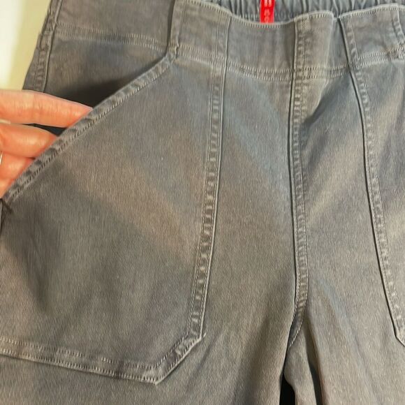 Spanx Stretch Twill Cargo Jogger Faded Black Deep Pockets Zipper Elastic Ankle M - Picture 10 of 16